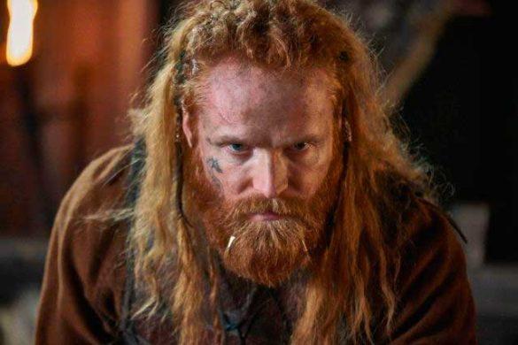 Cnut Longsword (Magnus Bruun) na terceira temporada da série The Last Kingdom da Netflix
